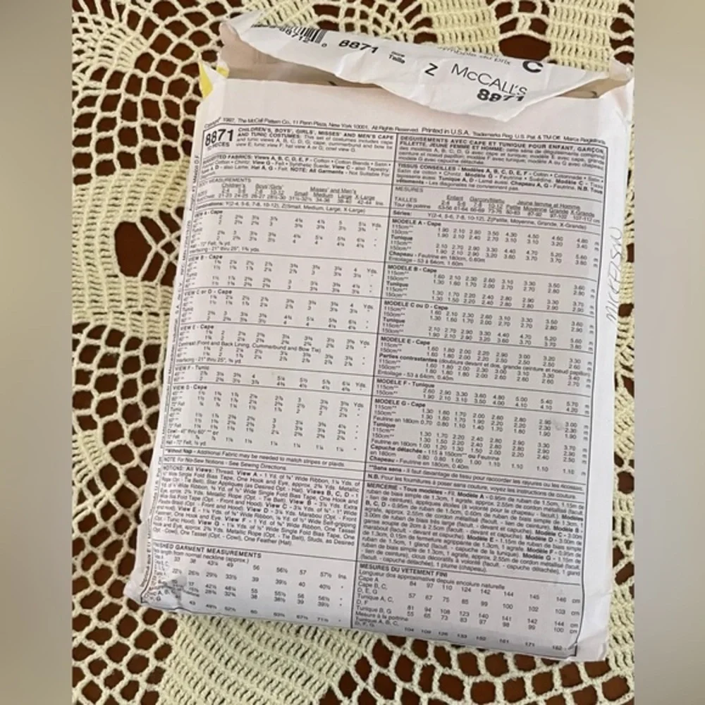 McCall’s Halloween sew‎ free pattern 8871